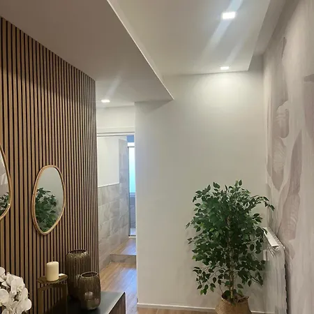 800 Mt From The Sea, 2room Apartment, Ac And Wifi Lägenhet *