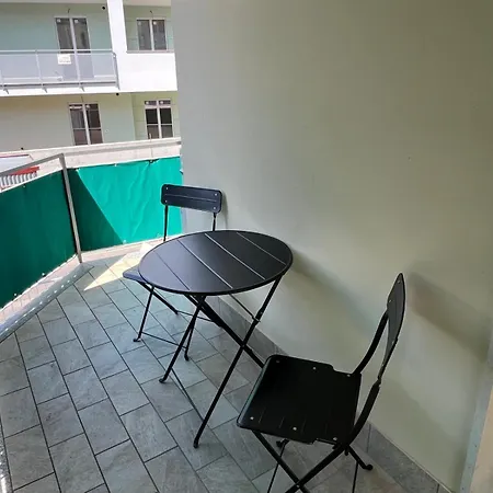 800 Mt From The Sea, 2room Apartment, Ac And Wifi * Лоано