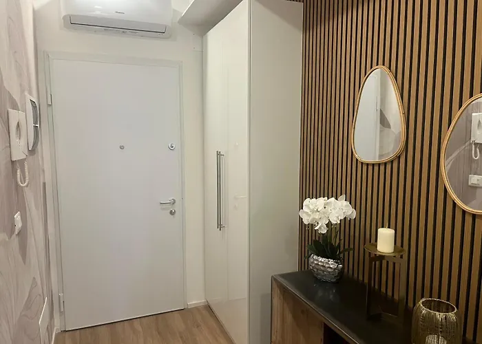 800 Mt From The Sea, 2room Apartment, Ac And Wifi * 洛阿诺